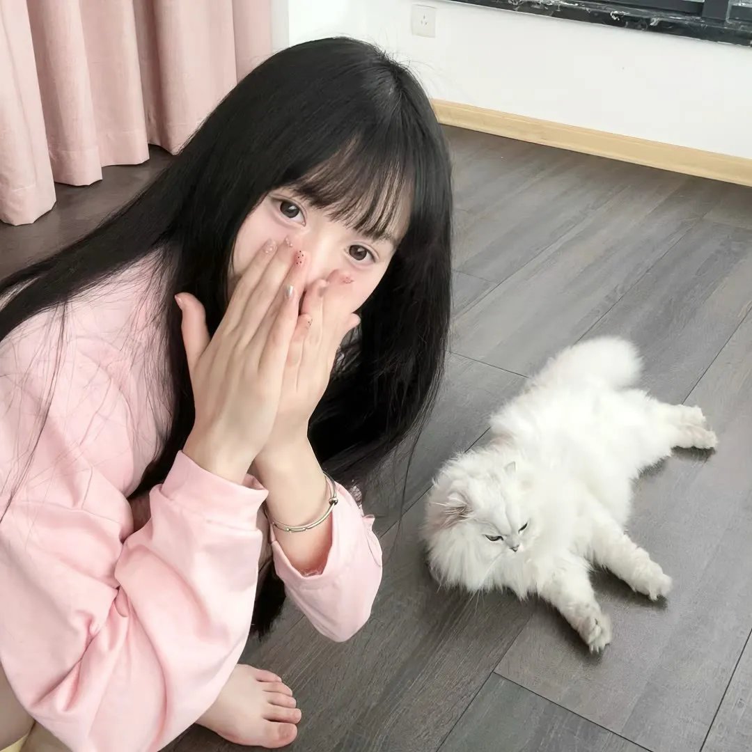 无边春色戏两儍